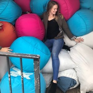 Meet your Posher, Lacey